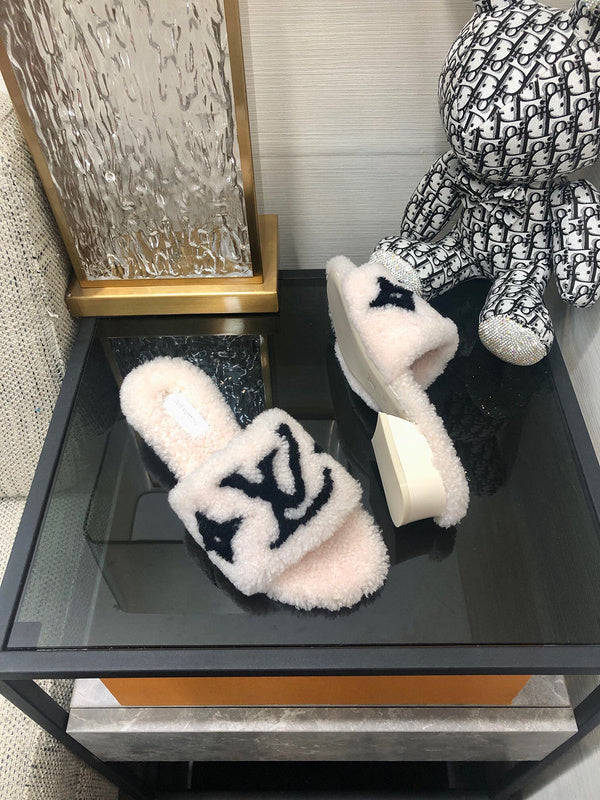 Louis Vuittion Luxury Shoes