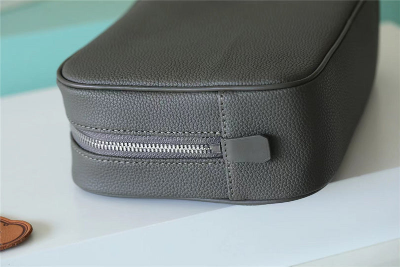 I W Fashion Lu-Vi bags - 10676