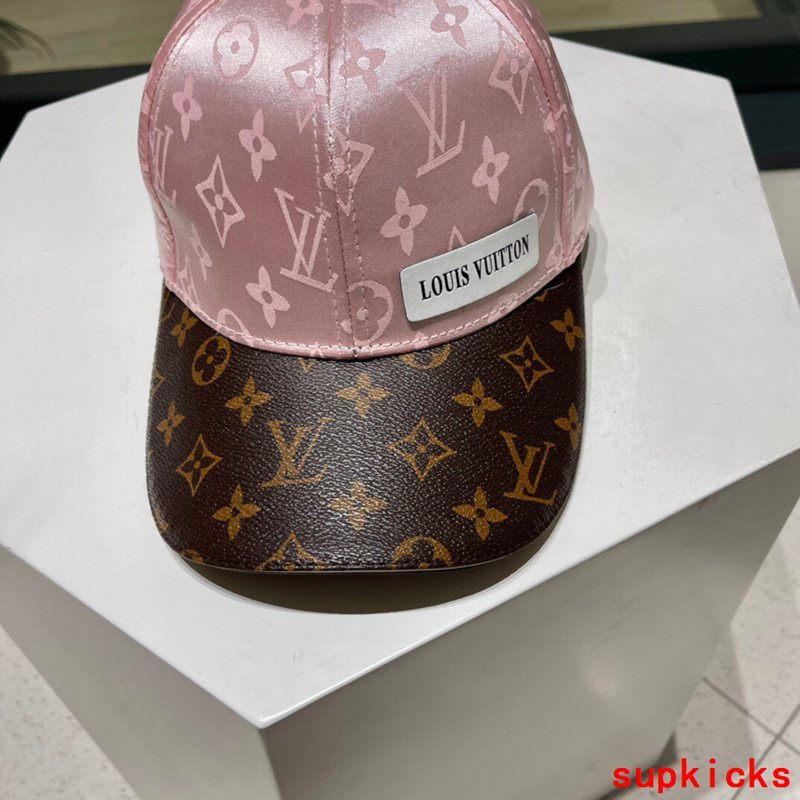 Louis Vuitton Luxury Cap