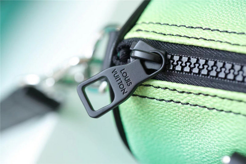 I W Fashion Lu-Vi bags - 11264