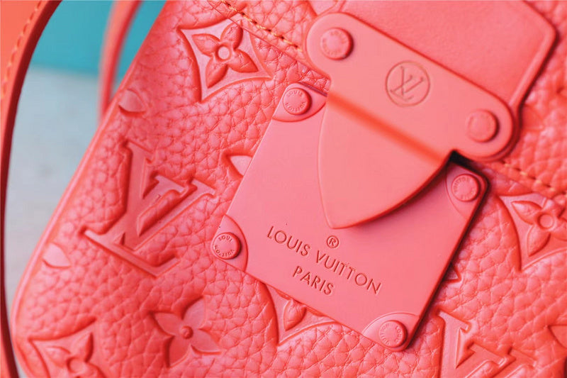 I W Fashion Lu-Vi bags - 10083