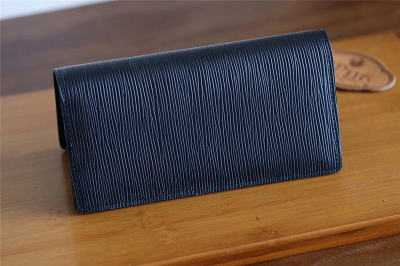 I W Fashion Lu-Vi bags - 10988