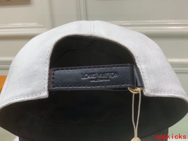Louis Vuitton Luxury Cap