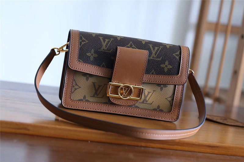 I W Fashion Lu-Vi bags - 8137