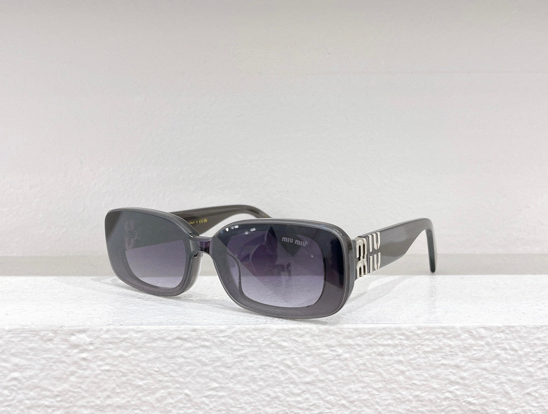 MIU M SUNGLASSES