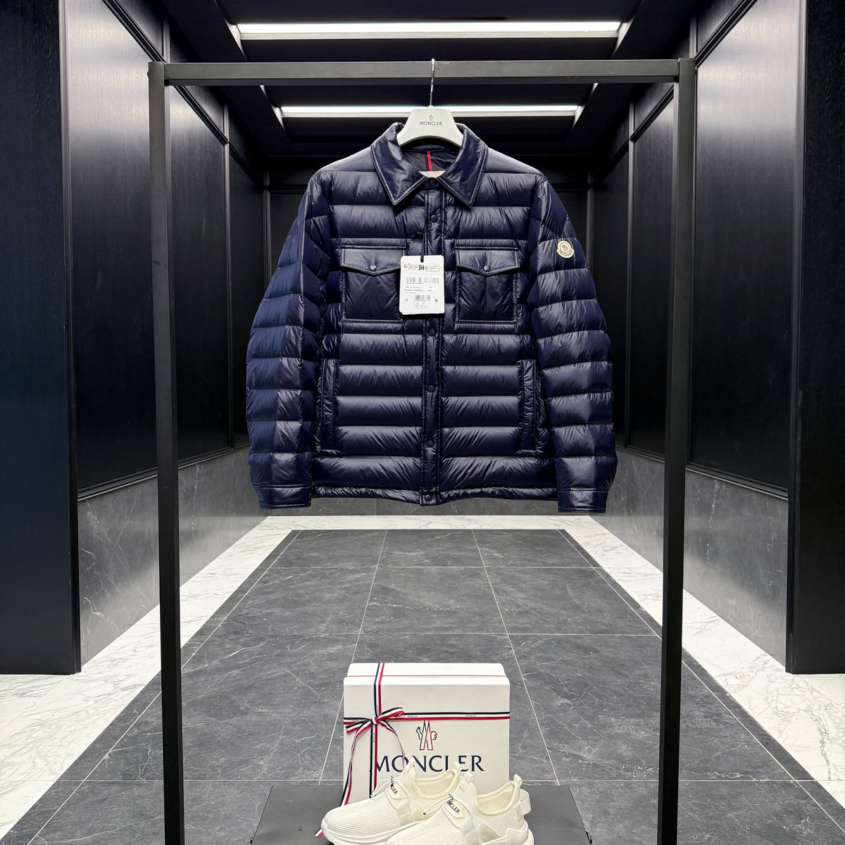 MONC CHAMBLY JACKET