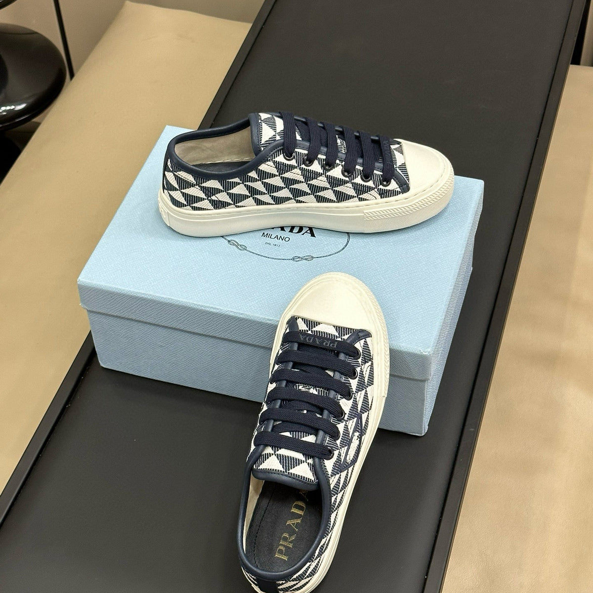 PD SNEAKERS
