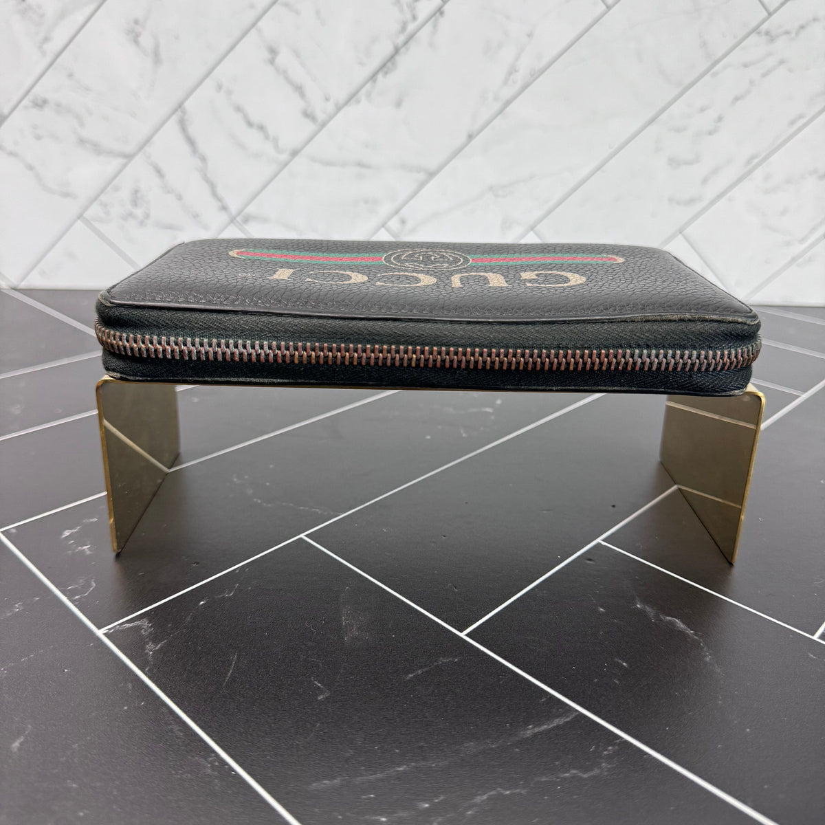 Gucci Black Leather Logo Zippy Wallet