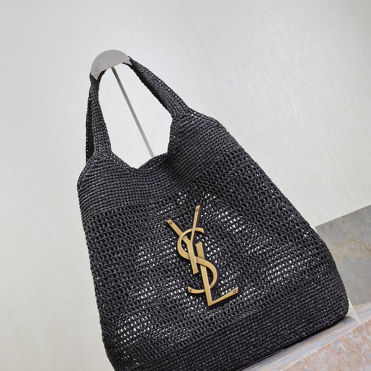 SL ICARE IN RAFFIA BAG