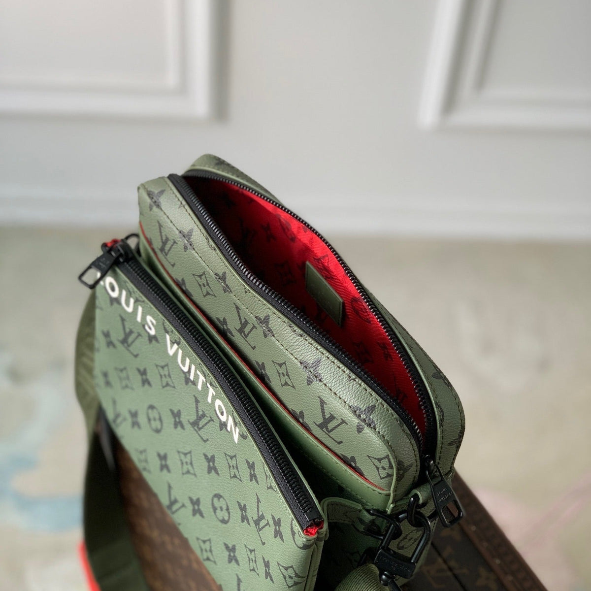 LOU TRIO MESSENGER BAG