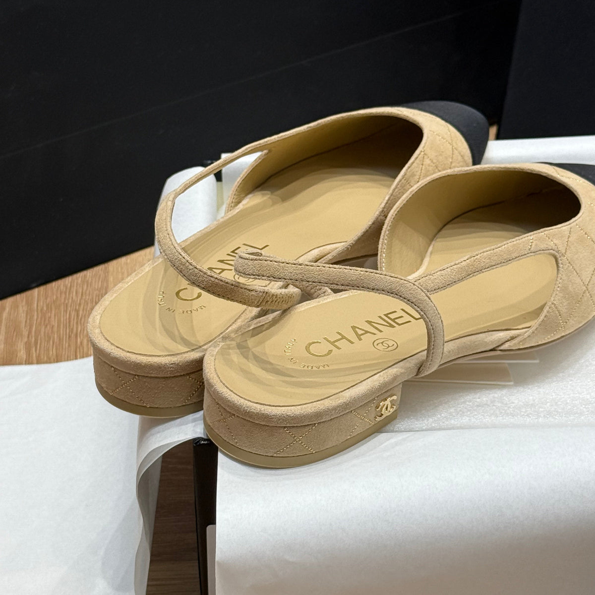 CC SLINGBACK PUMPS