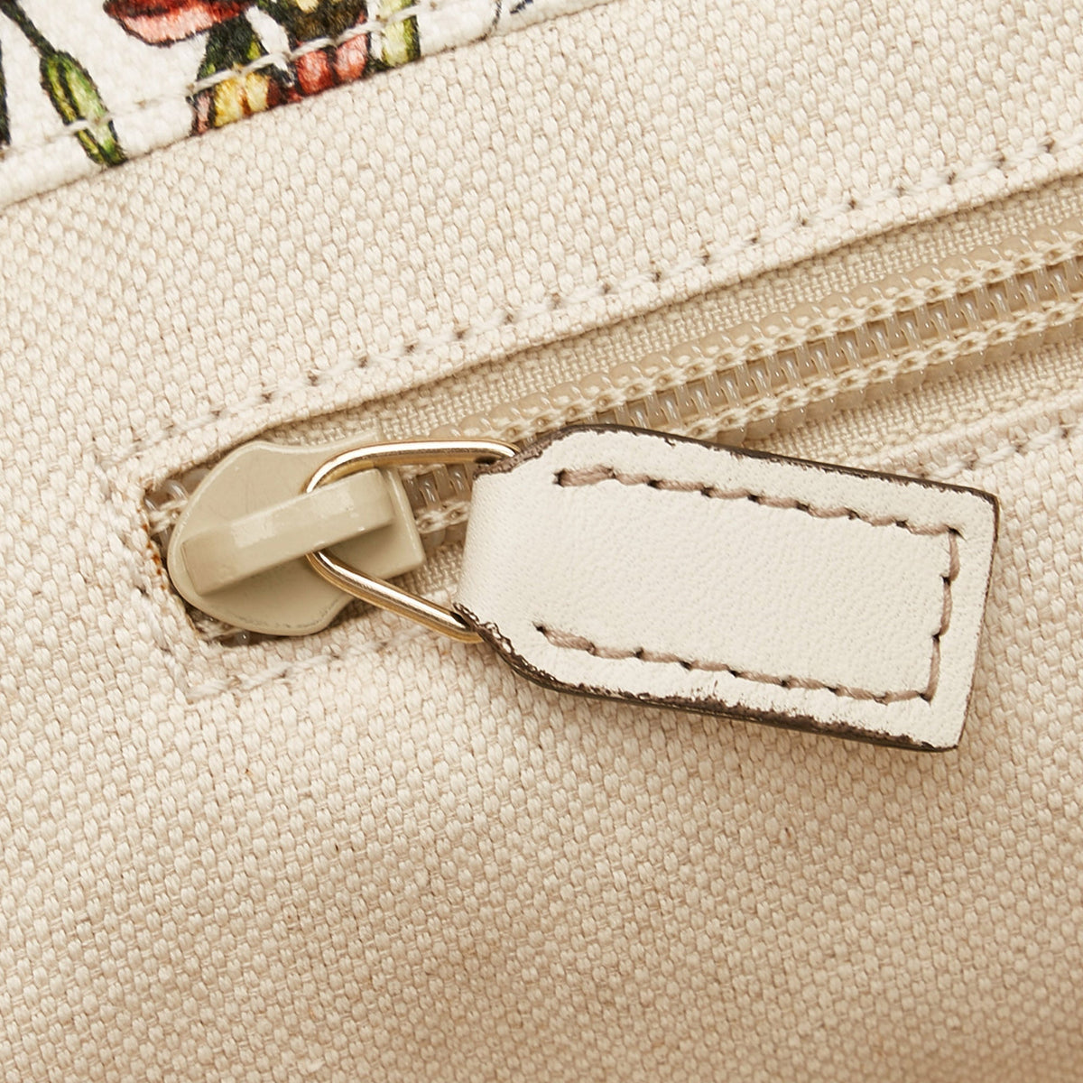 Gucci Tote Bag White Flora Printed Canvas