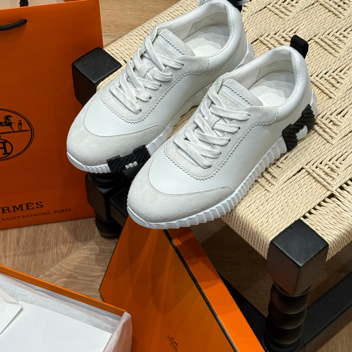 HERM BOUNCING SNEAKER