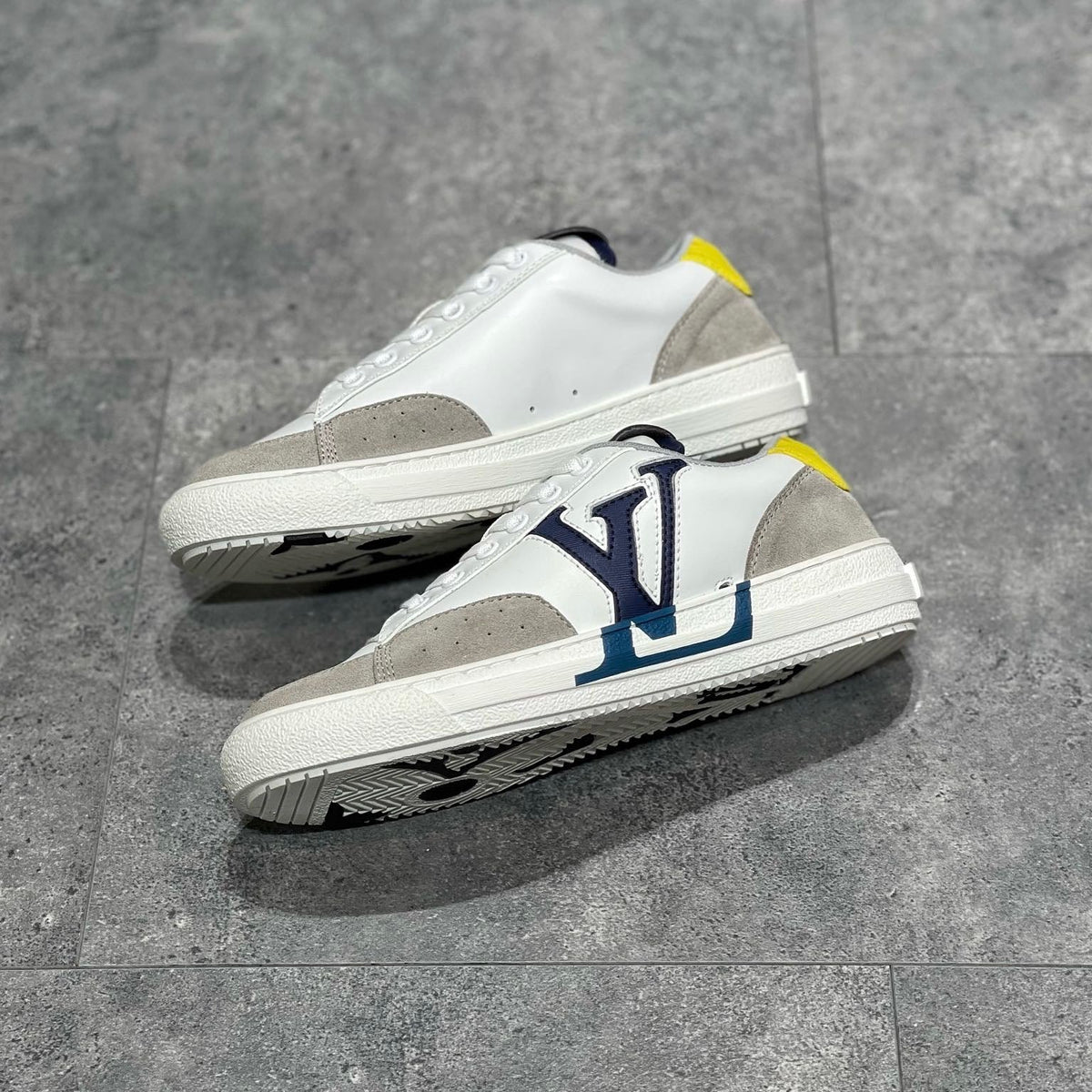 LOU TRAINERS