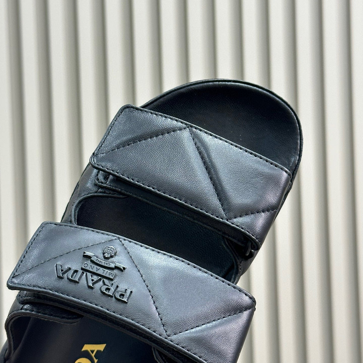 PD NAPPA LEATHER SLIDES