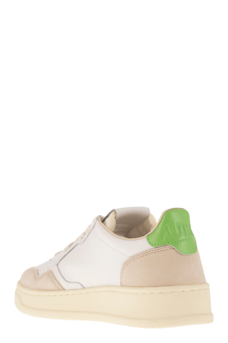 MEDALIST LOW - LEATHER TRAINERS