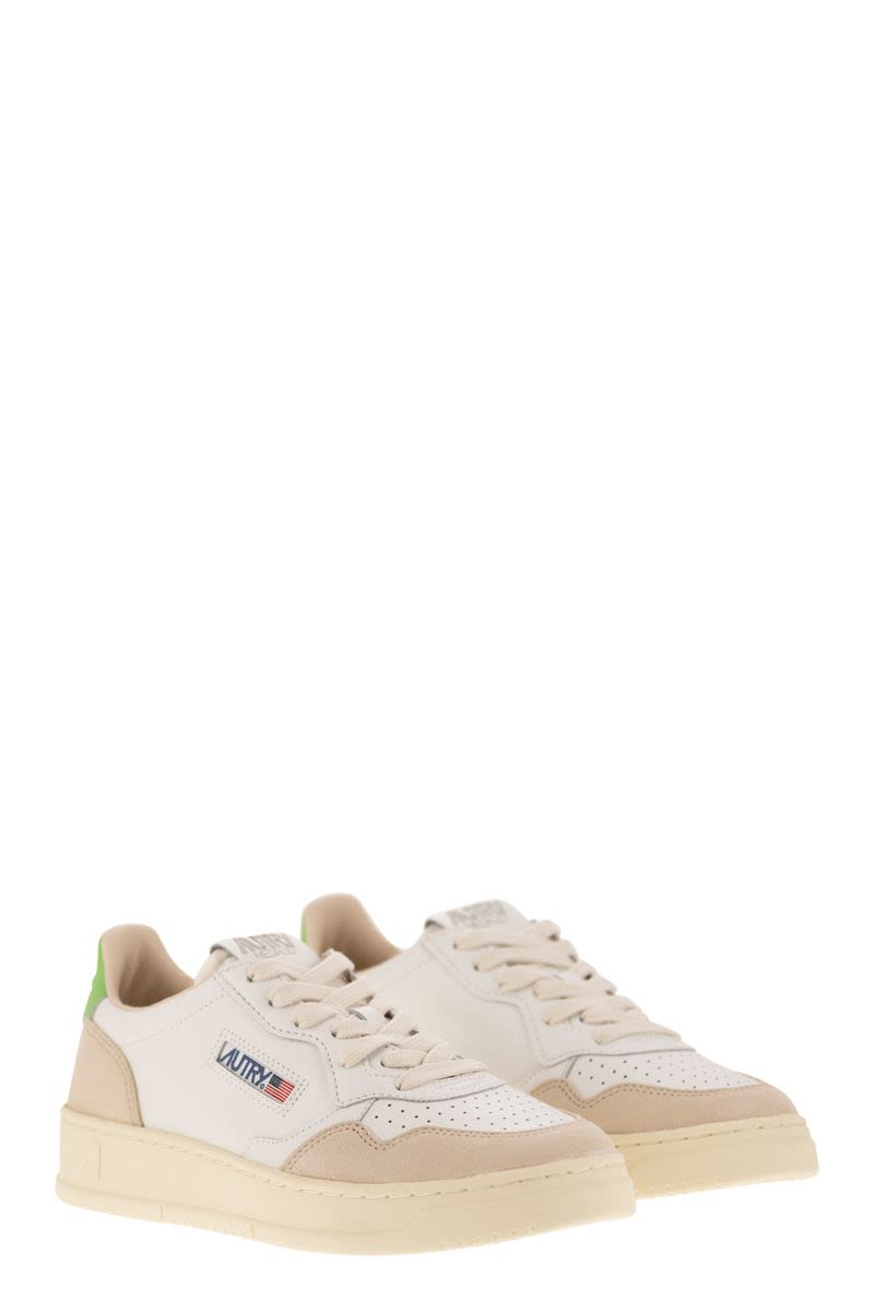 MEDALIST LOW - LEATHER TRAINERS