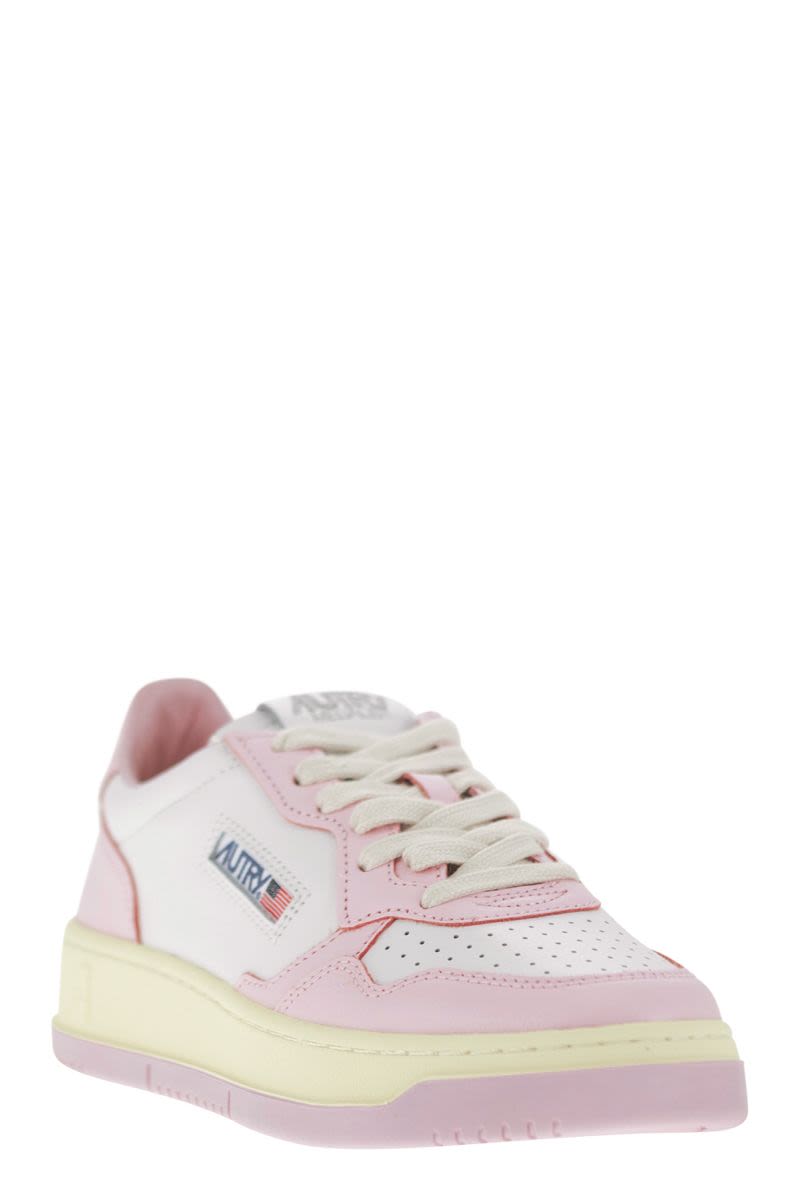 MEDALIST LOW - TWO-TONE LEATHER SNEAKERS