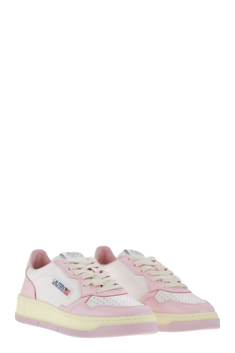 MEDALIST LOW - TWO-TONE LEATHER SNEAKERS