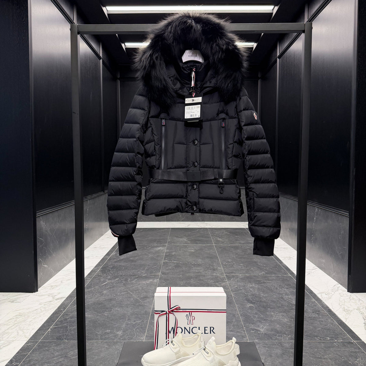 MONC BEVERLEY JACKET
