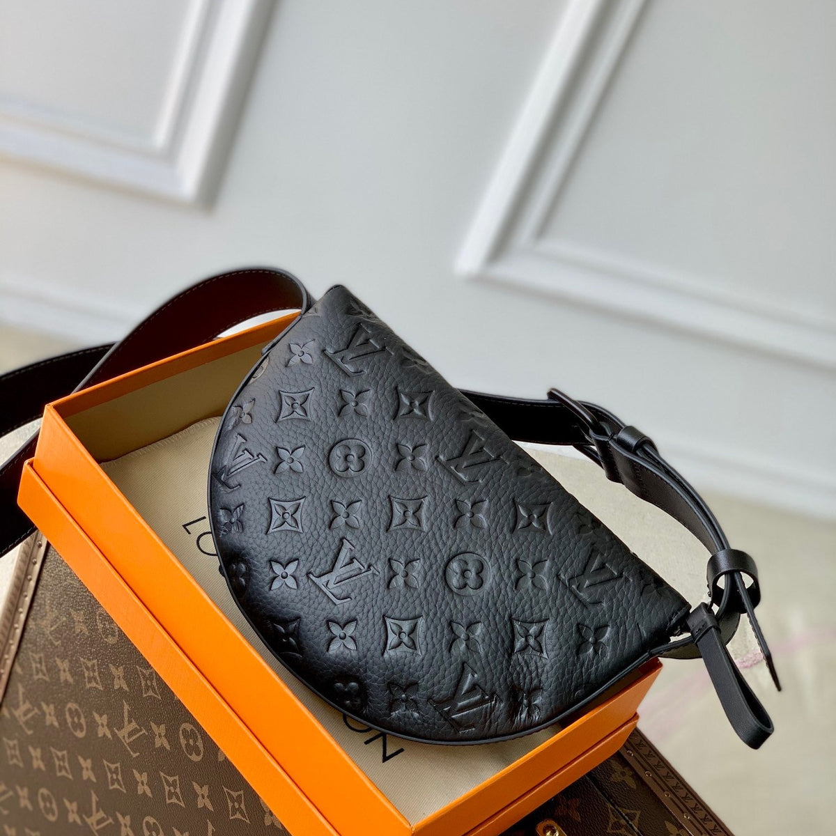 LOU MOON BAG