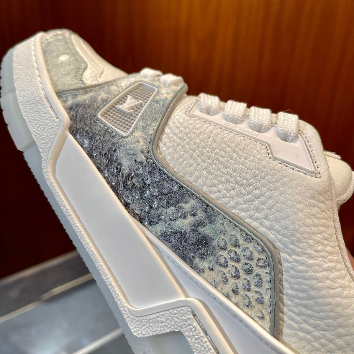 LOU TRAINERS