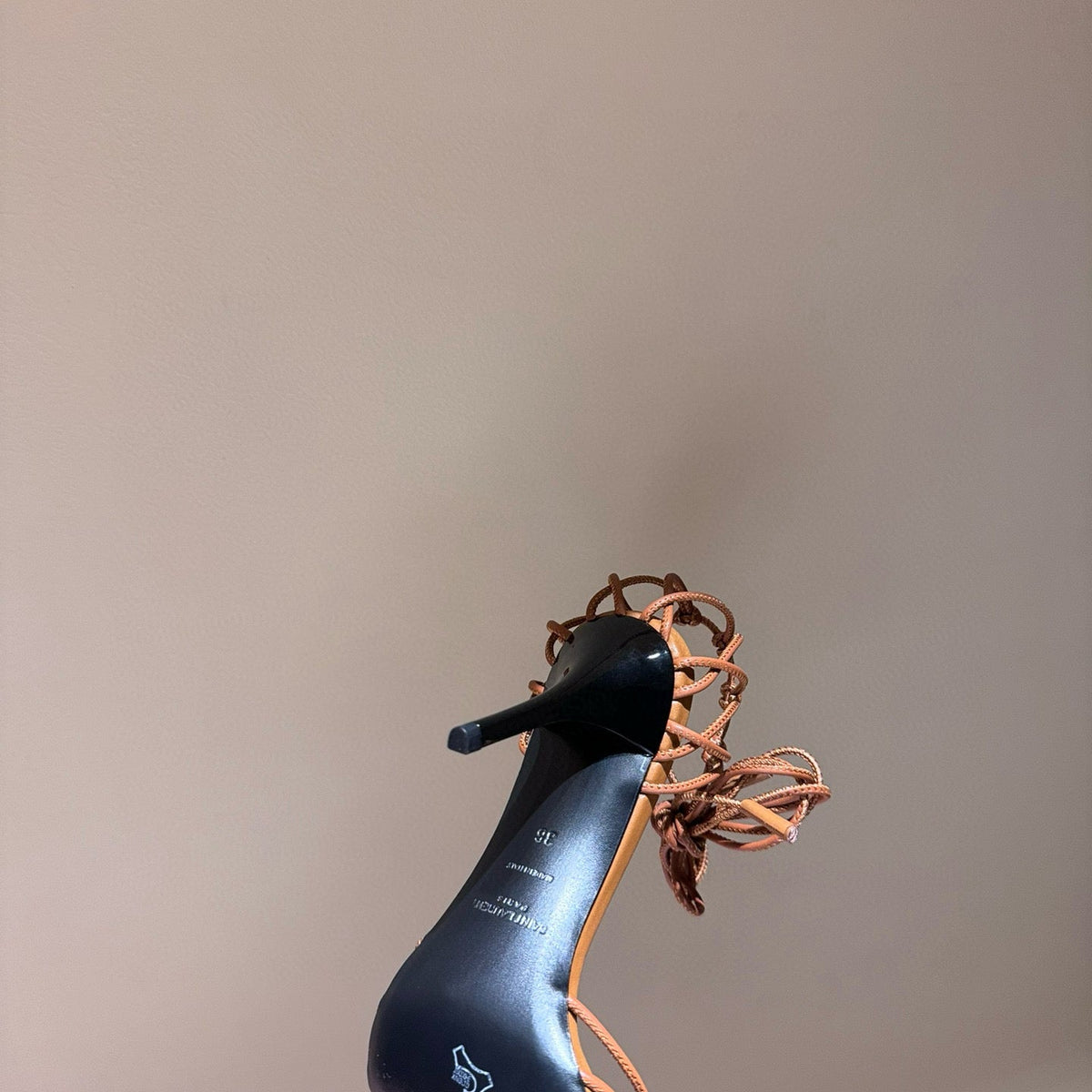SL HEELS