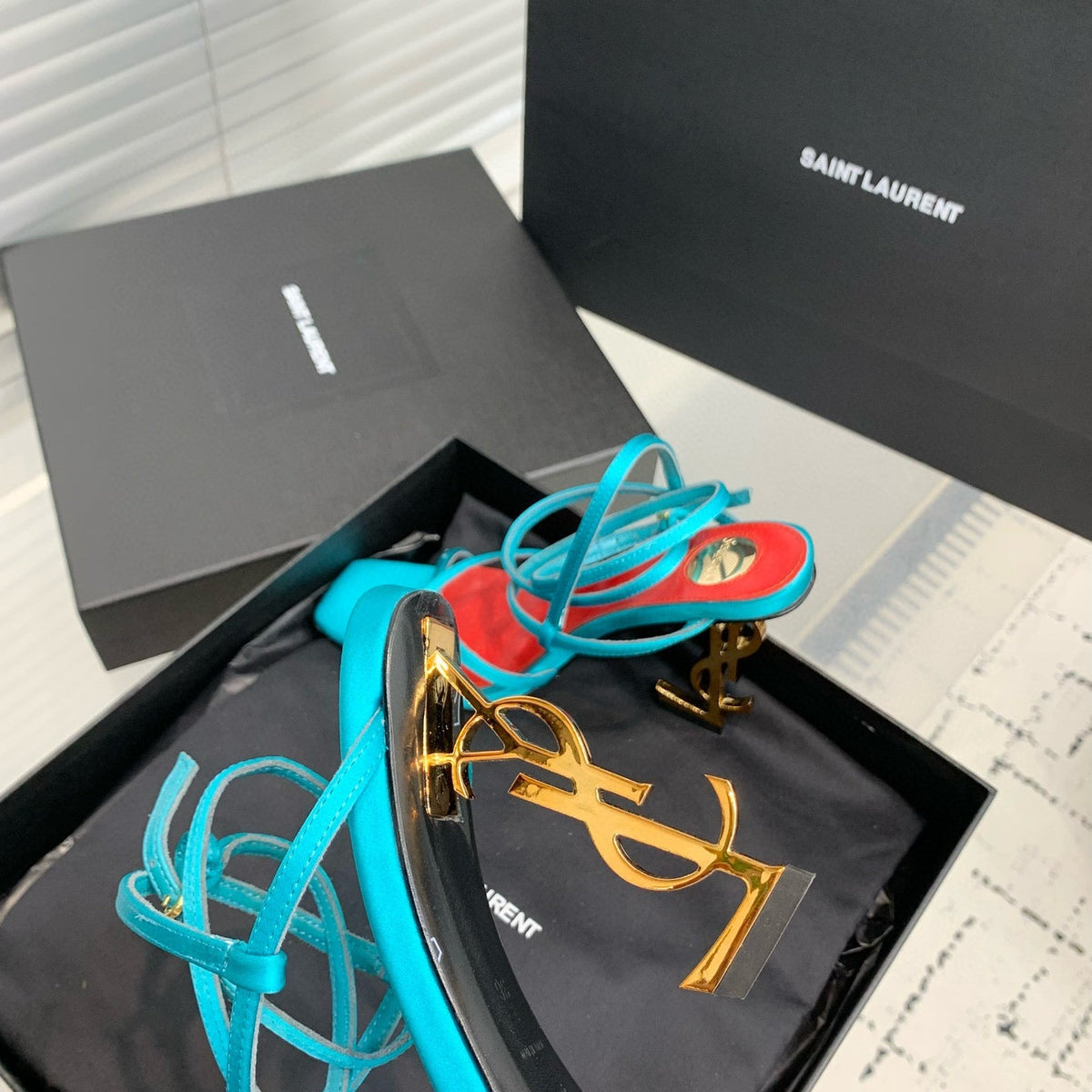 SL HEELS