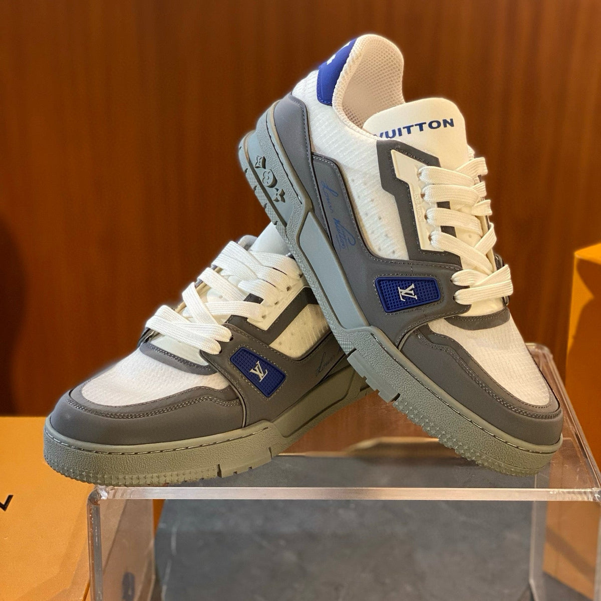 LOU TRAINERS