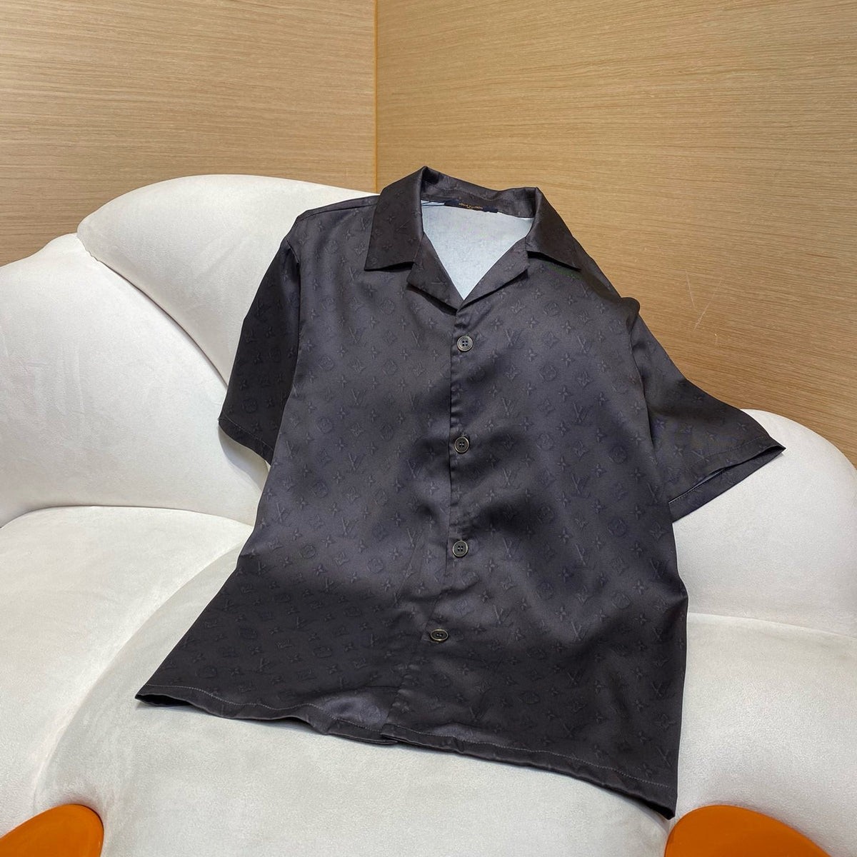 LOU SHIRT