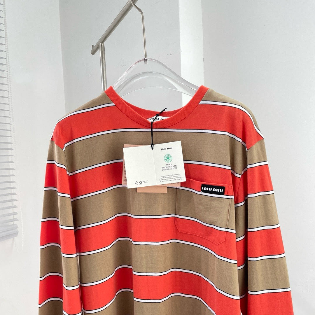 MIU M SWEATSHIRT