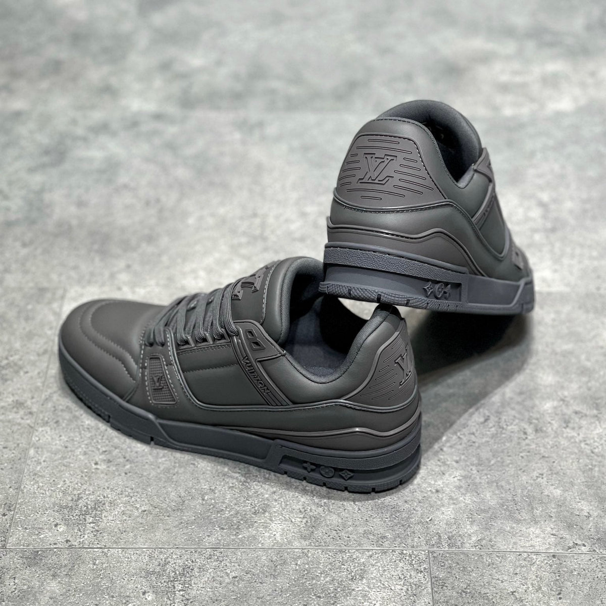 LOU TRAINERS