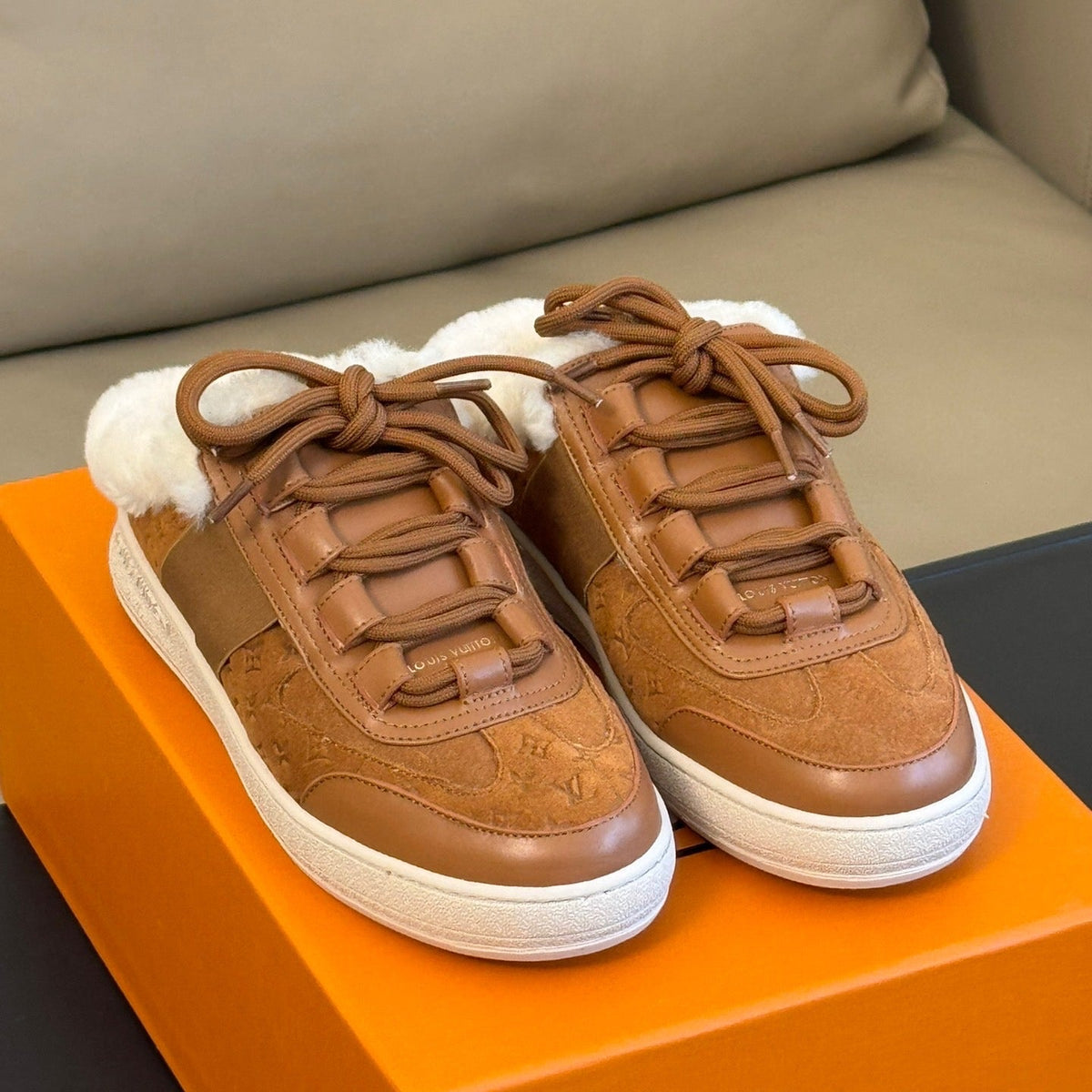 LOU OPEN BACK SNEAKERS