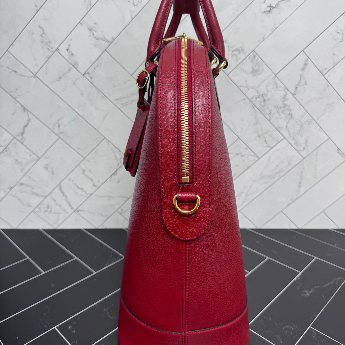 LIKE NEW- Gucci Red Savoy Web Bowling Tote