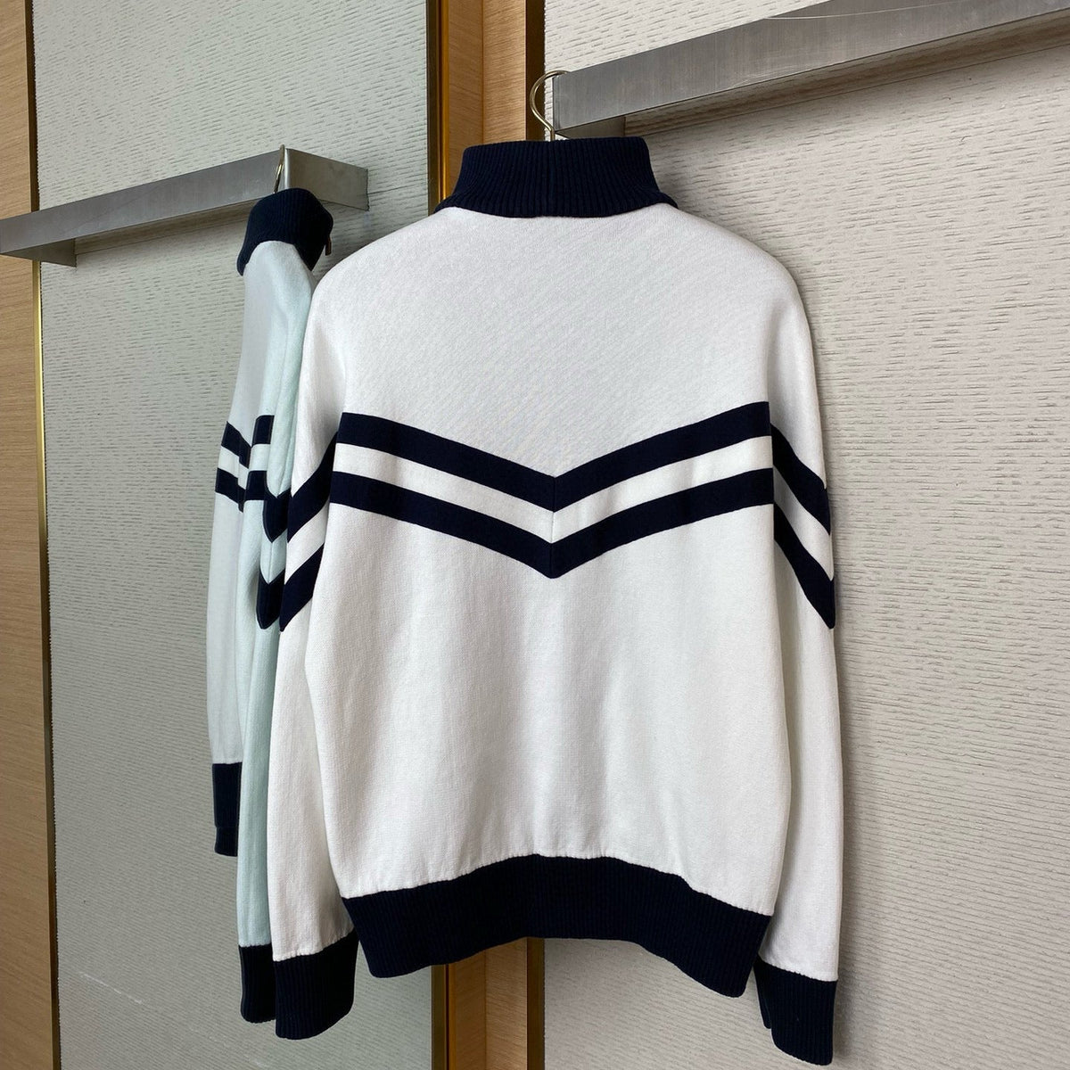 LOU ZIP JUMPER