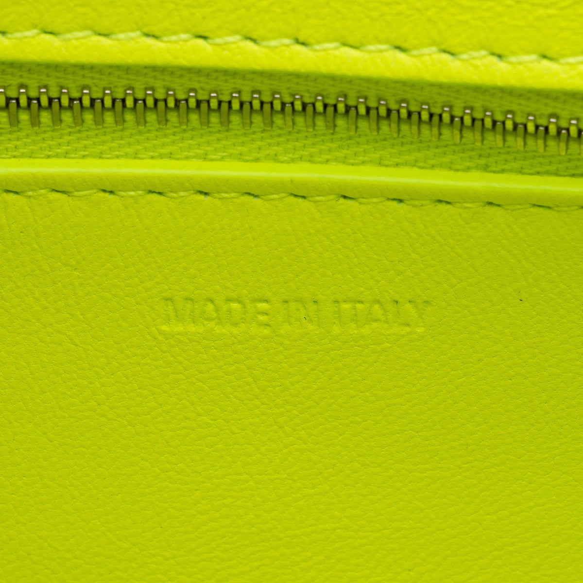 Balenciaga Croc Embossed Calfskin Downtown Small Shoulder Bag (SHF-k5auKT)