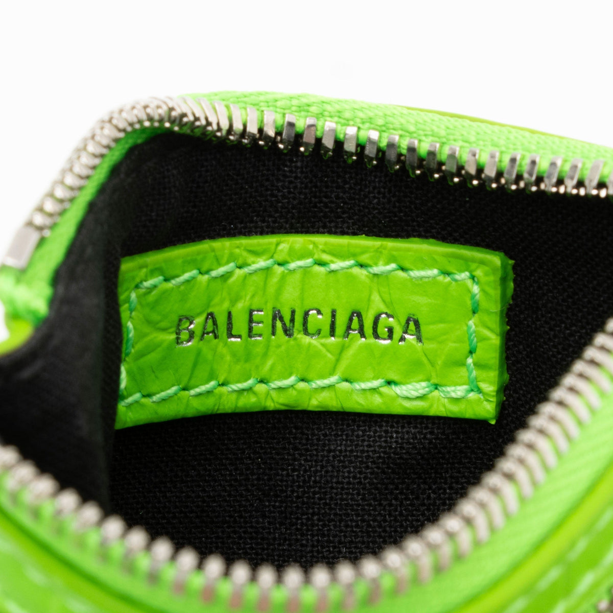 Balenciaga Crocodile Embossed Le Cagole XS Shoulder Bag (SHF-kVl4nx)