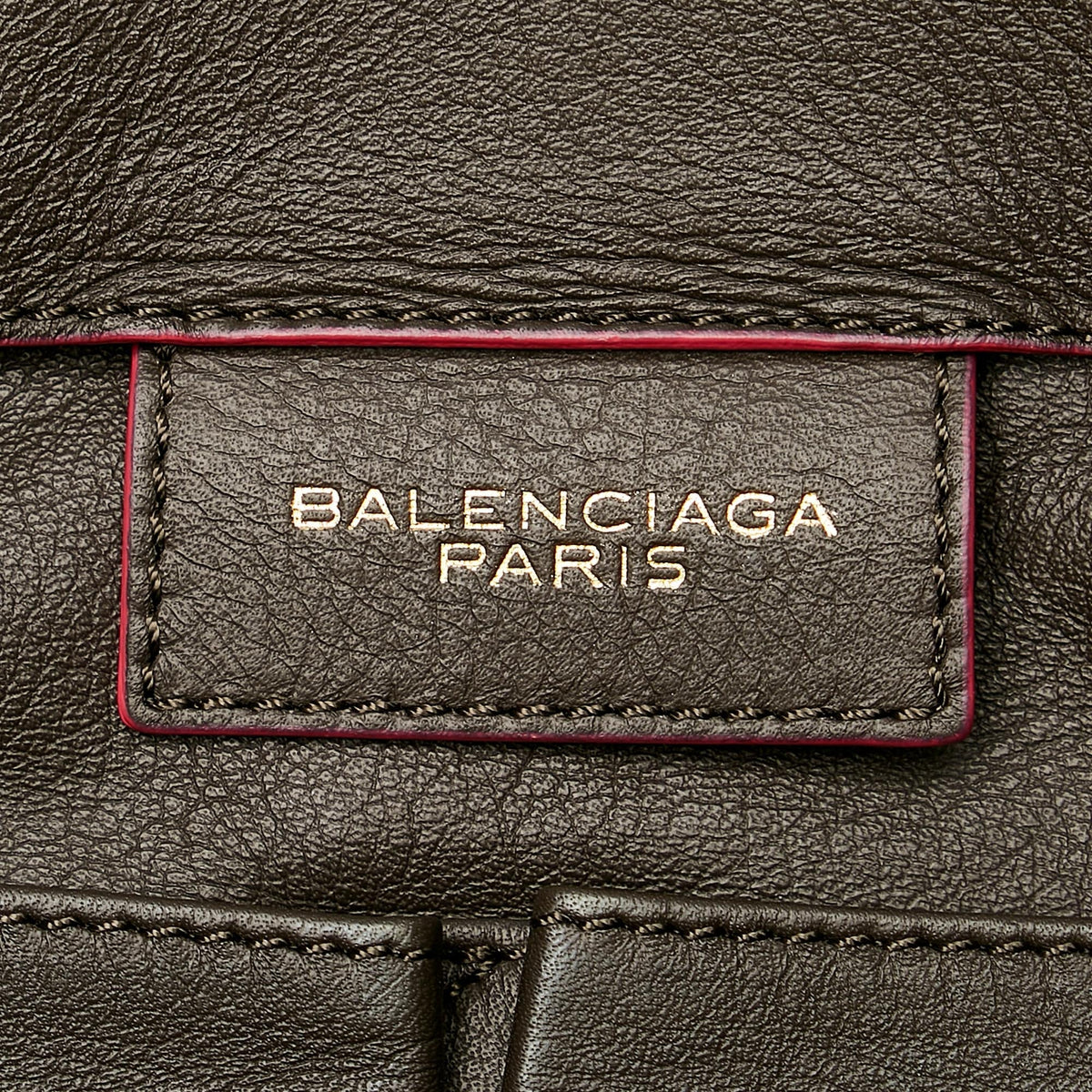 Balenciaga Papier A4 Leather Zip-Around Tote (SHG-26450)