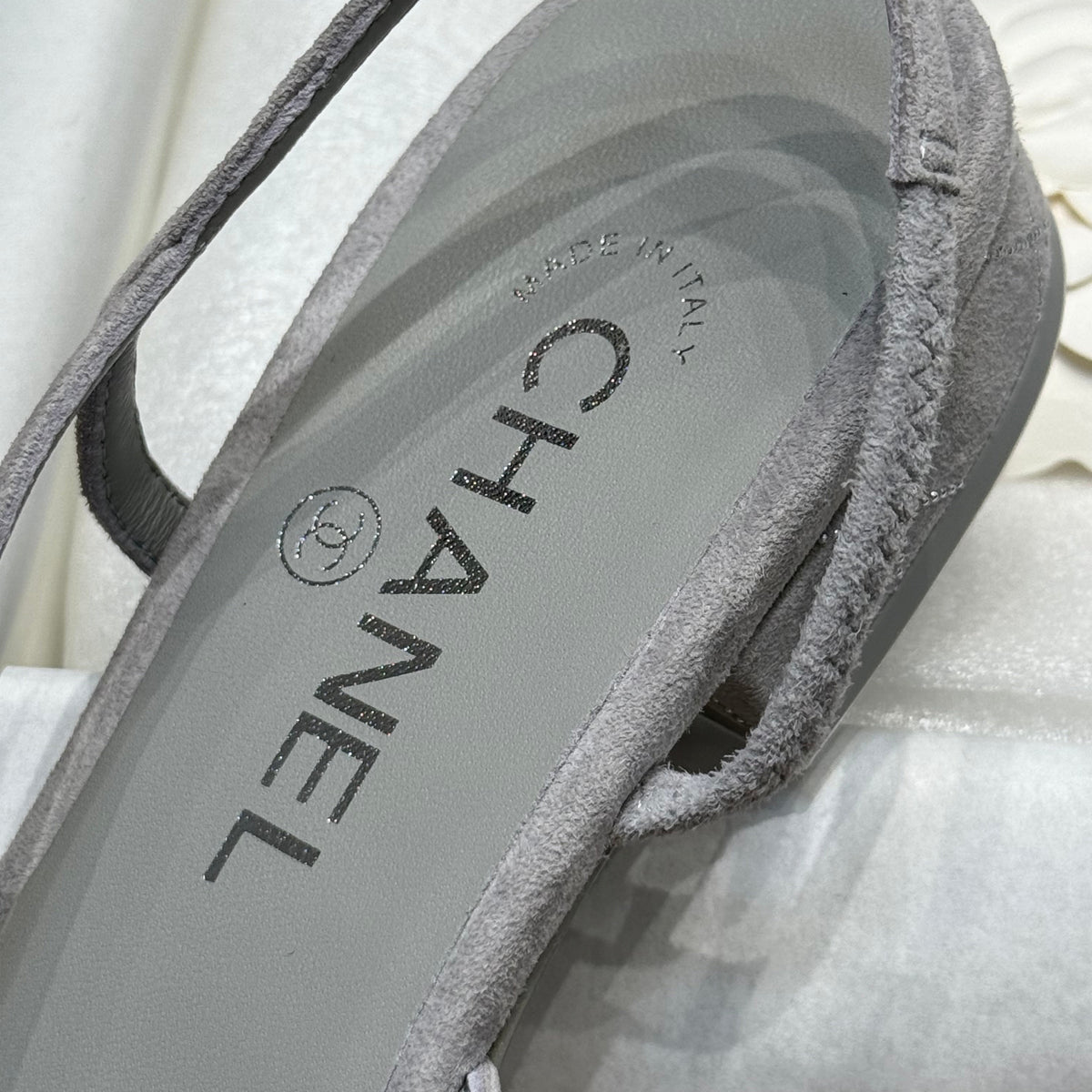 CC SLINGBACK PUMPS