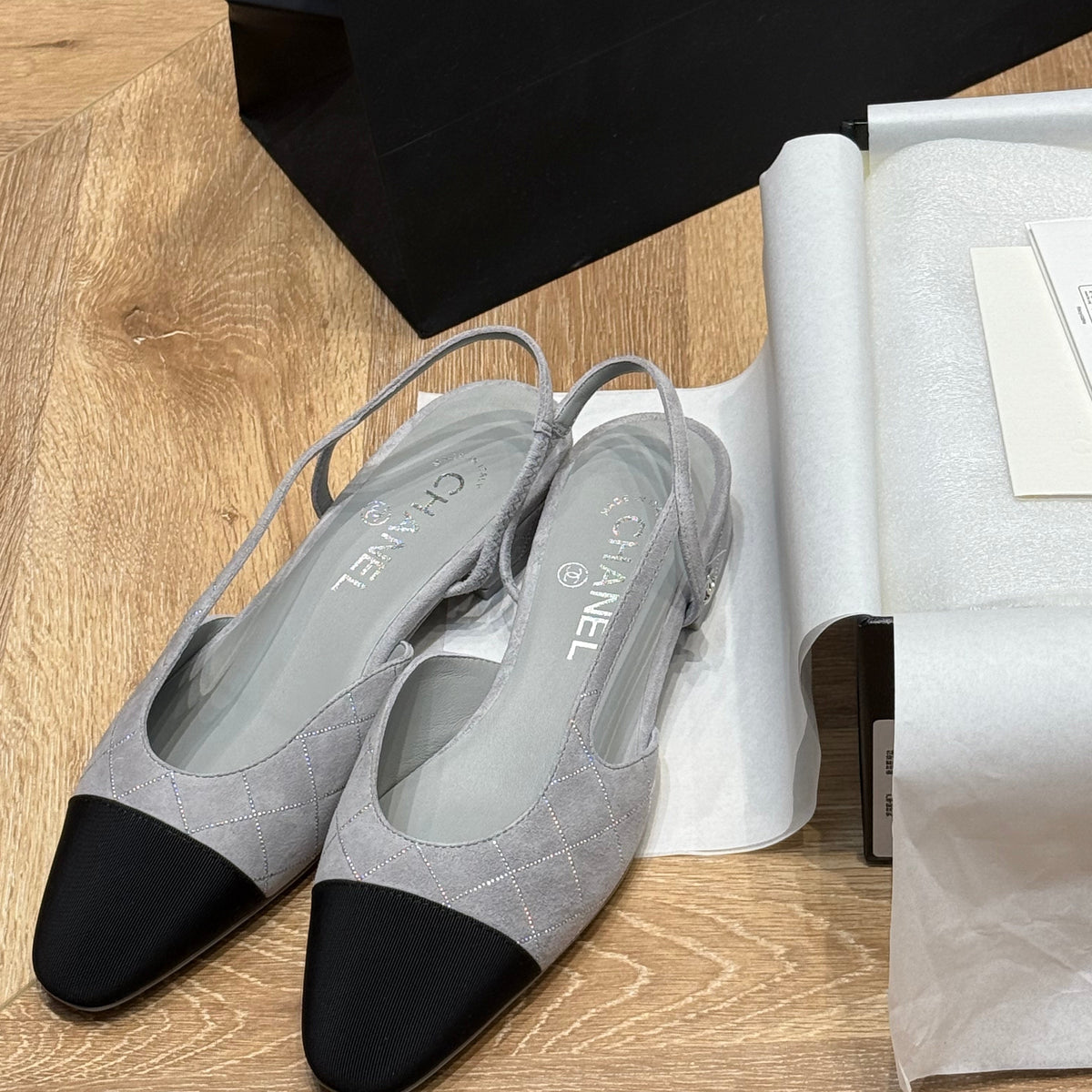 CC SLINGBACK PUMPS