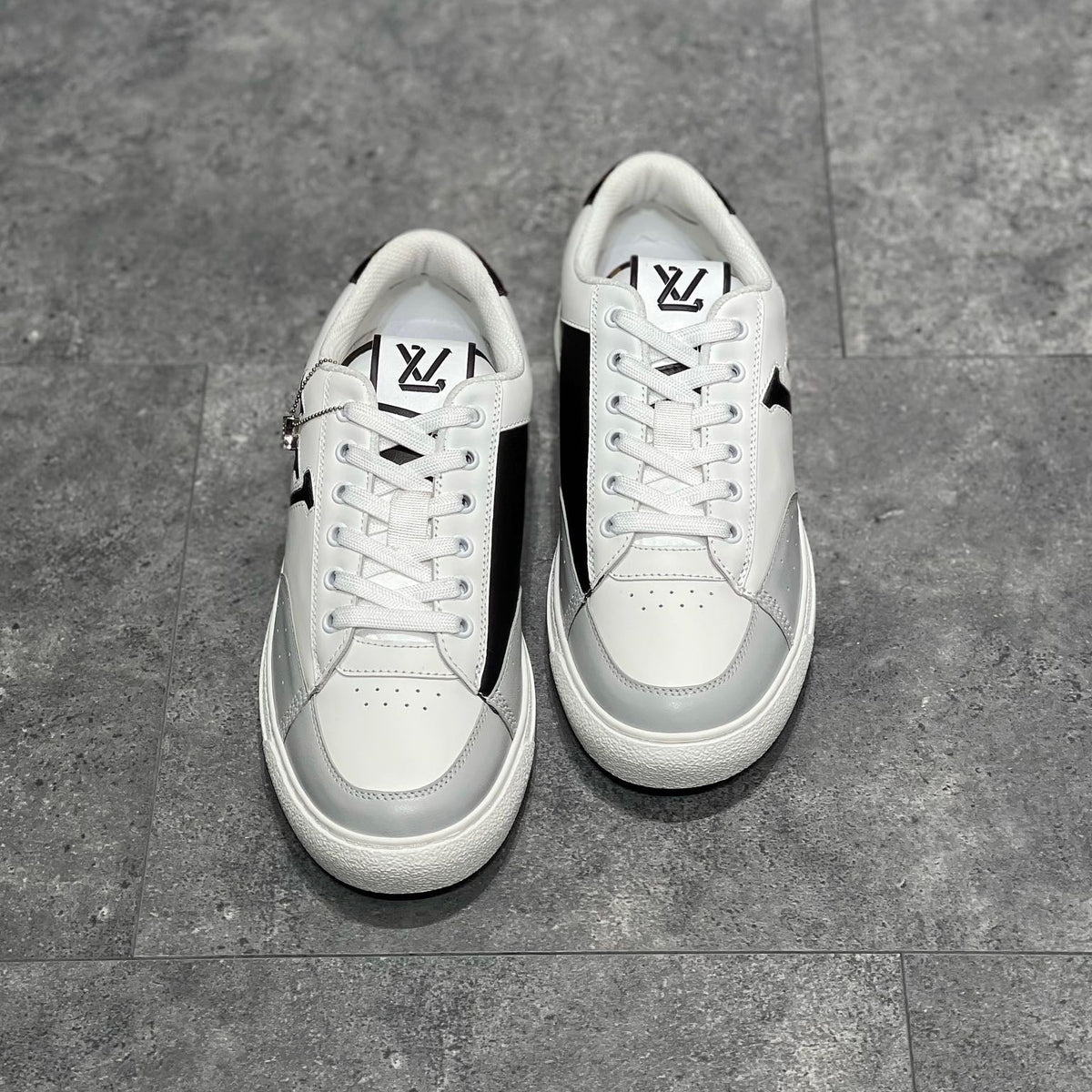 LOU TRAINERS