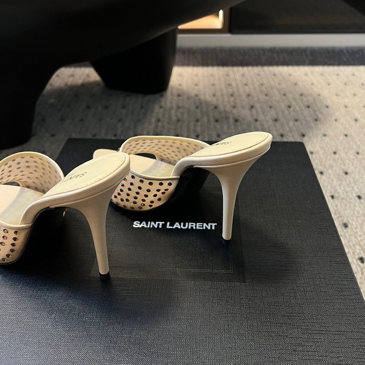 SL HEELS