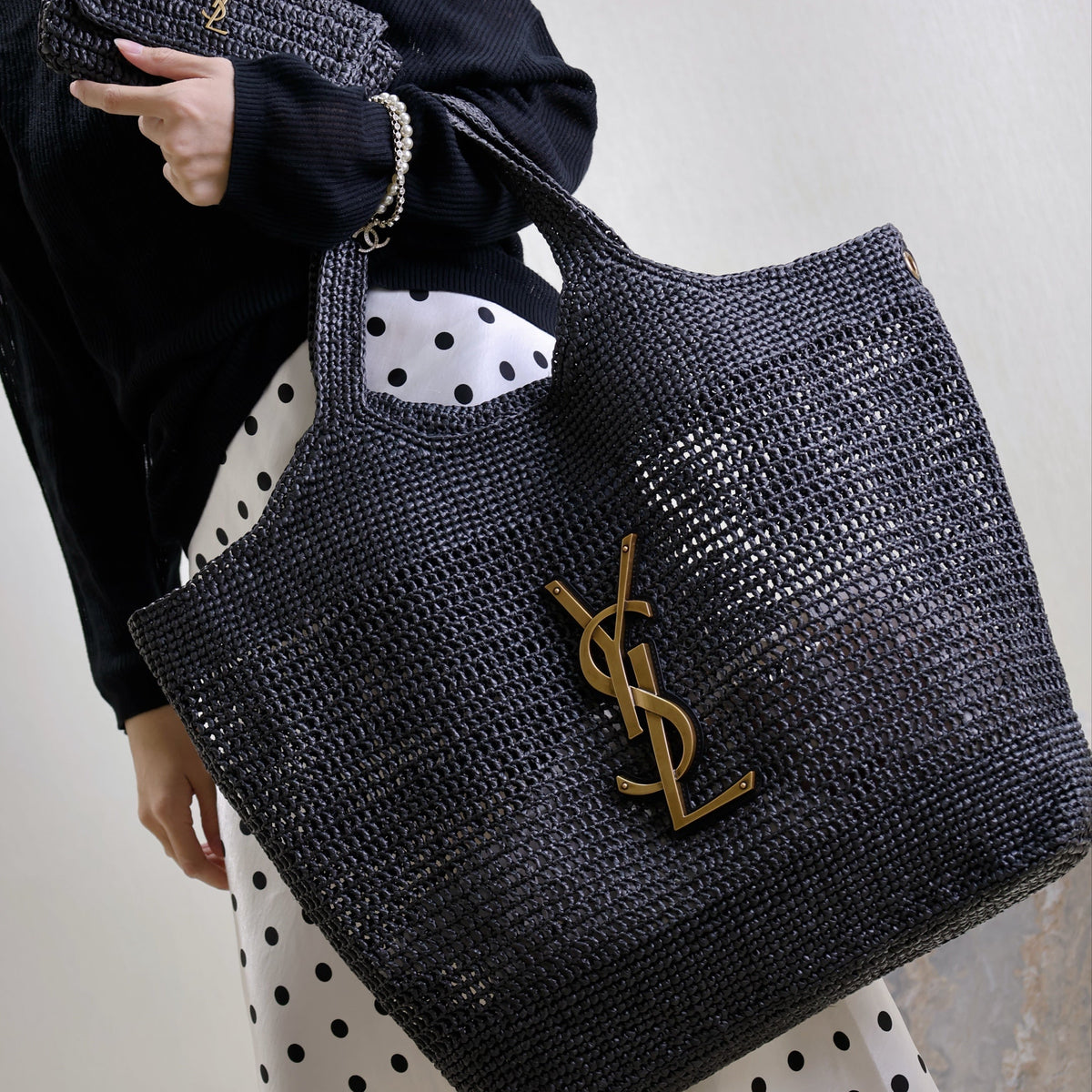 SL ICARE IN RAFFIA BAG