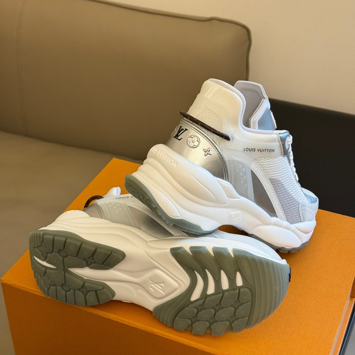 LOU RUN 55 TRAINERS