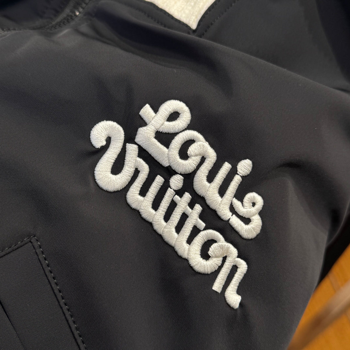 LOU JACKET