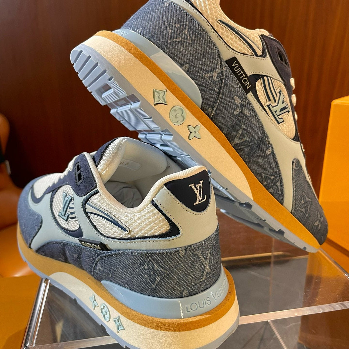 LOU TRAINERS