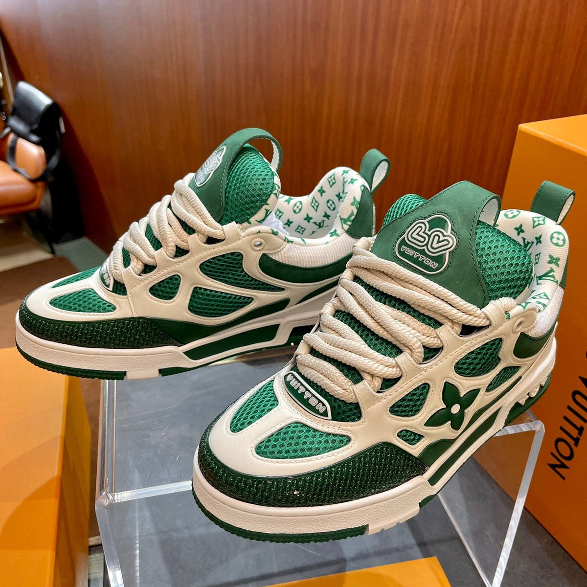 LOU TRAINERS