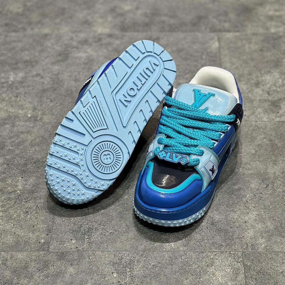 LOU TRAINERS