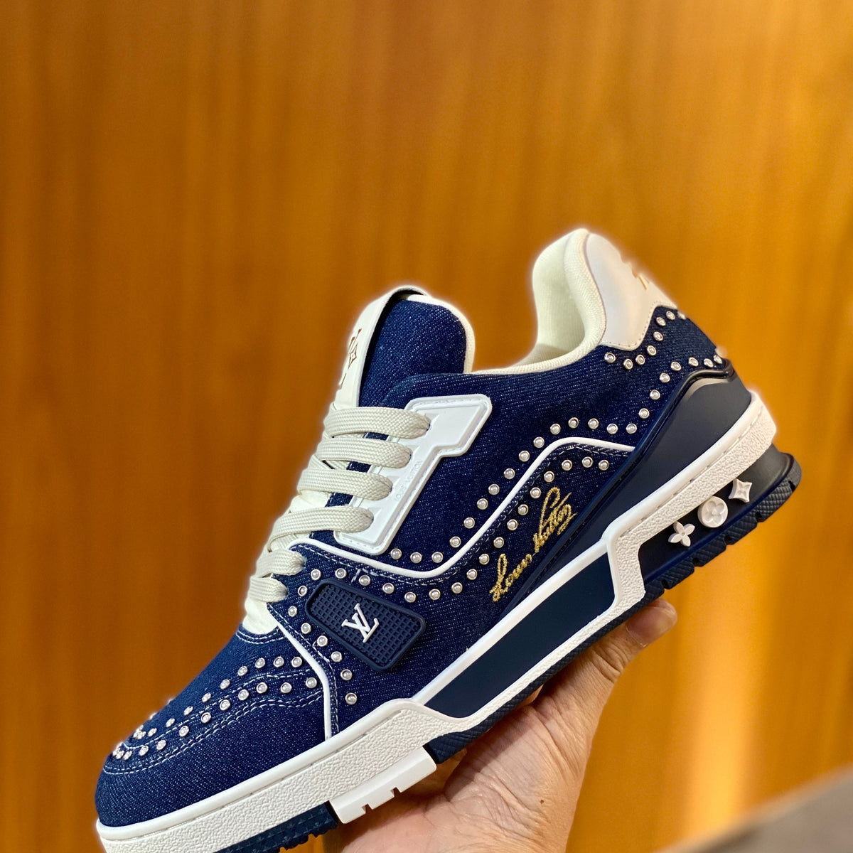 LOU TRAINERS