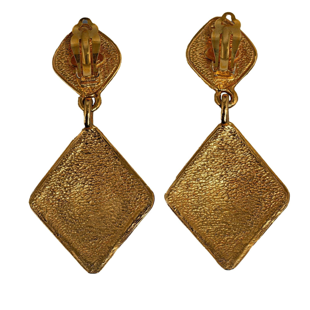 Chanel CC Dangling Clip-On Earrings (SHG-yA68qy)